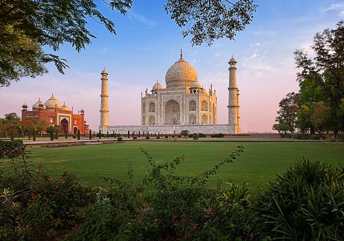 Same Day Taj Mahal and Agra Fort Tour By Shatabdi Train
